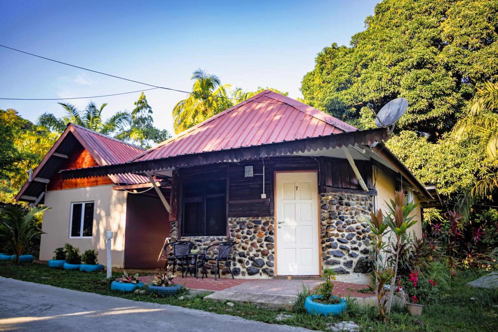Timba Garden Free Town And Jetty Transport Hotel Semporna Buitenkant foto